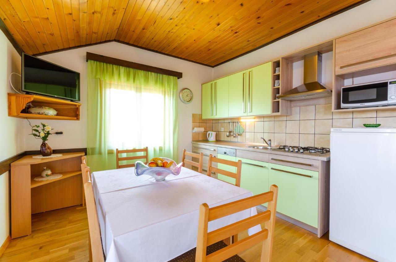 Ferienwohnung Horvat Crikvenica Exterior foto